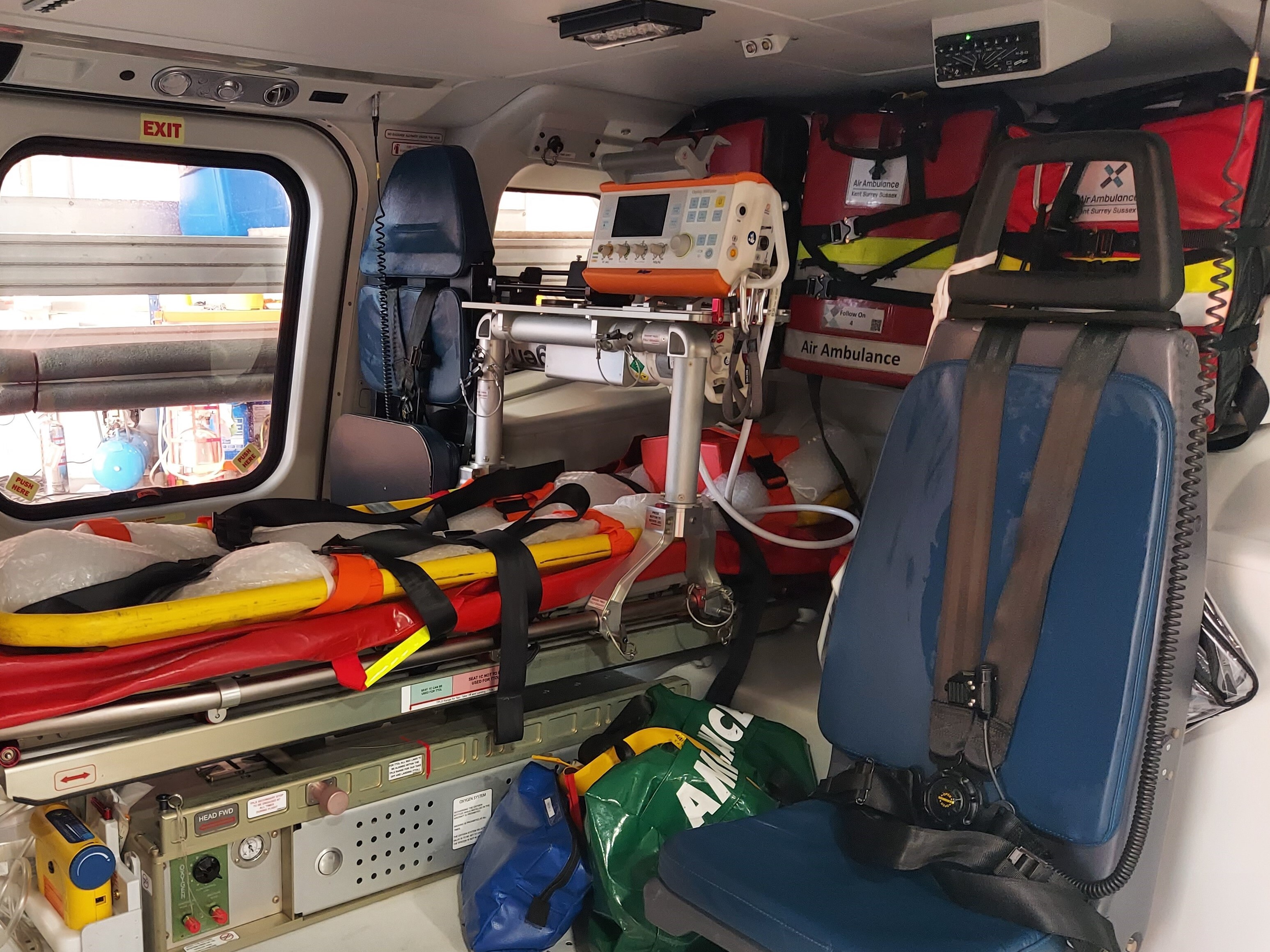 Image demonstrating limited equipment packing space in cabin of HEMS aircraft