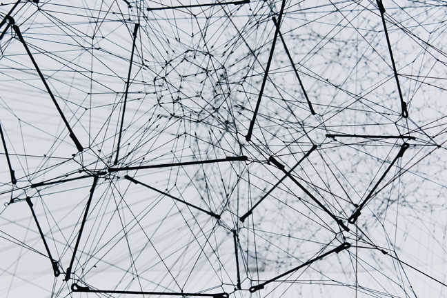 Decentralised network diagram of connected devices