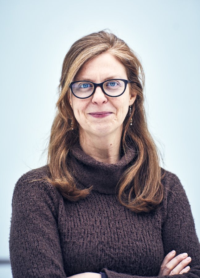 Dr Jennifer Hinton.