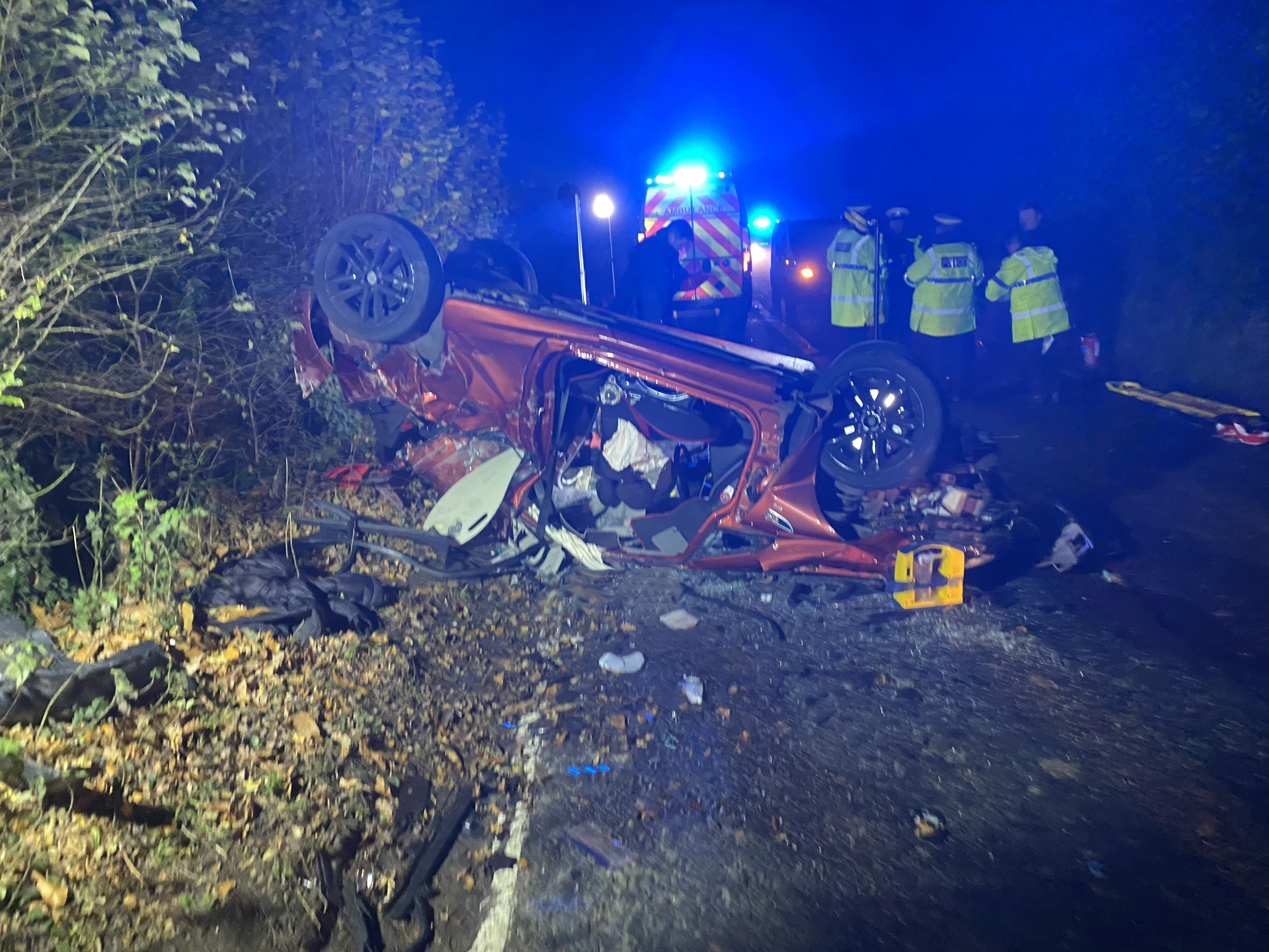 Pre-hospital scene (RTC) - demonstrating debris, mud, poor lighting