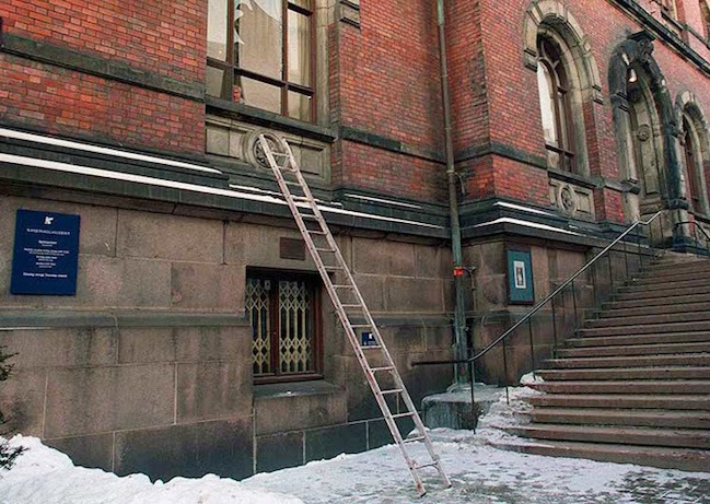 Get away ladder at Norway's National Museum
