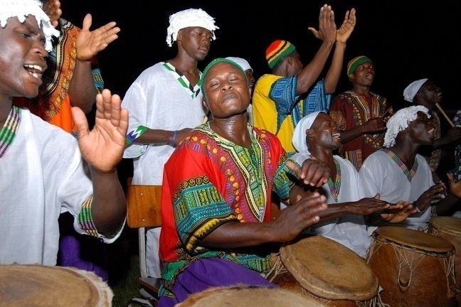 drummers making music