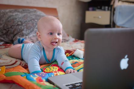 Baby looking at computer (http://mrg.bz/Tn2fkT)