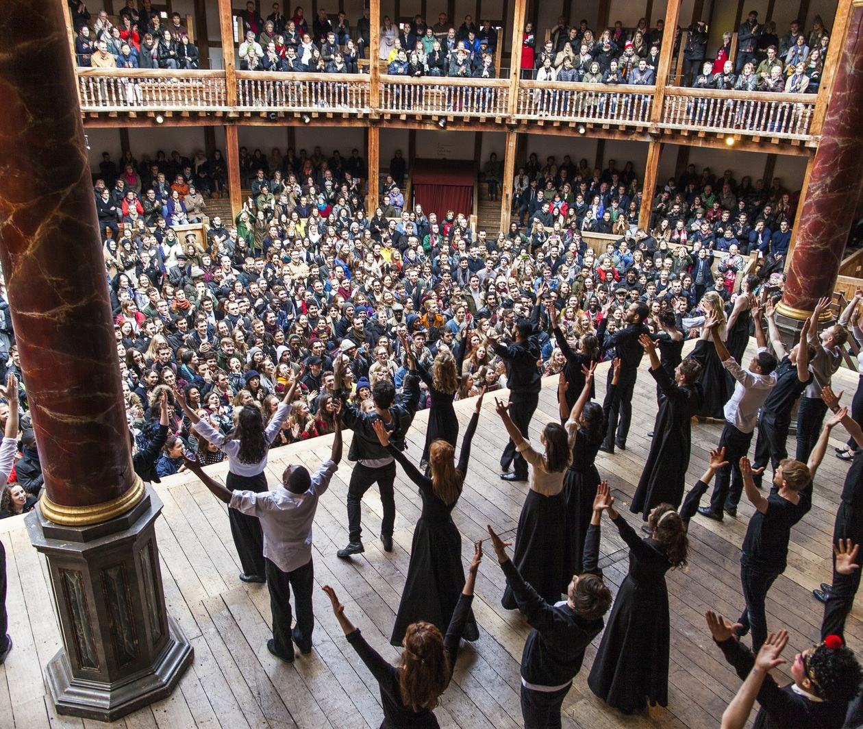 Actors on stage at William Shakespeare's Globe Theatre