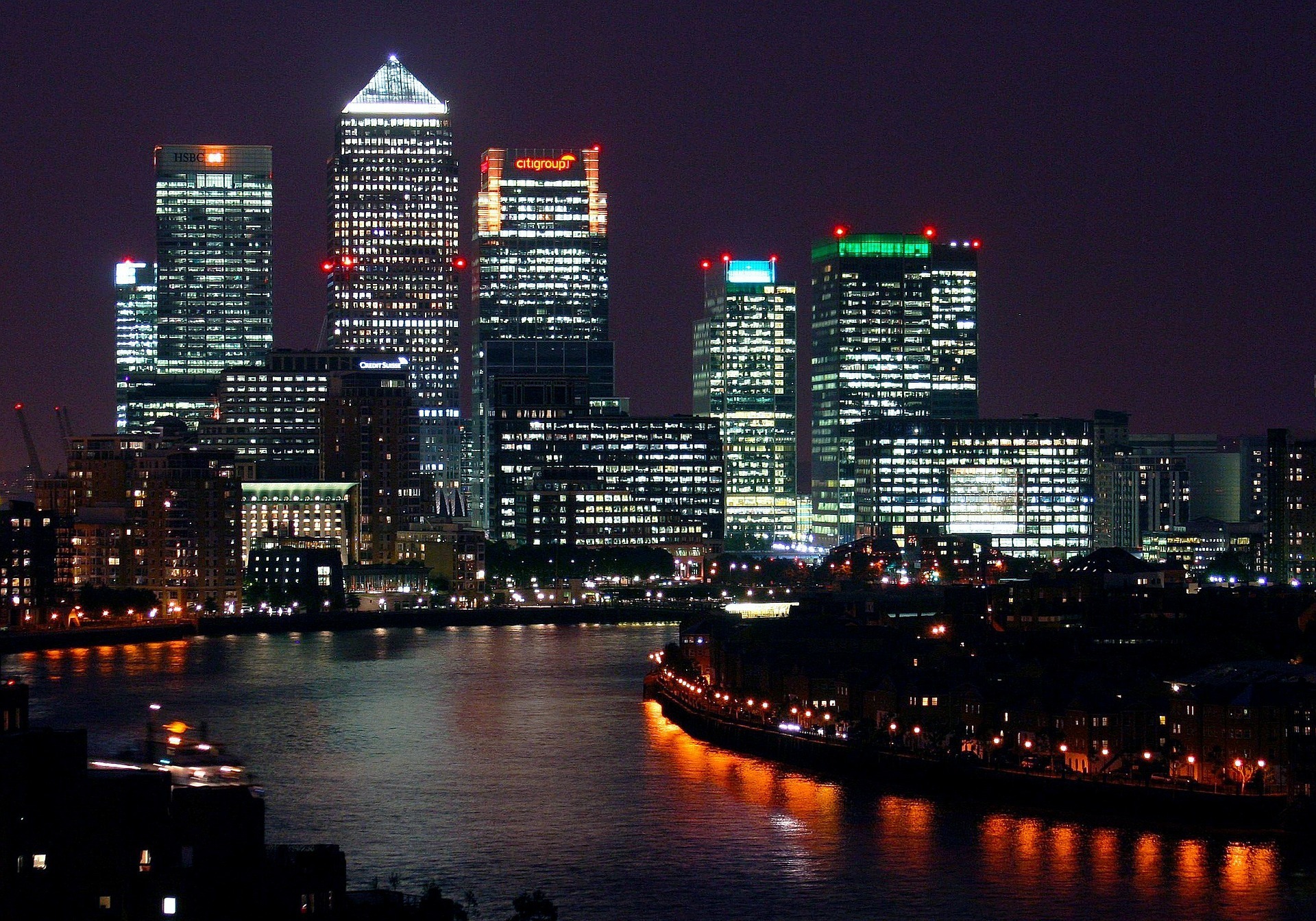 Canary Wharf skyline by night