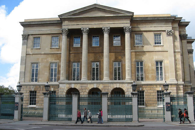 Apsley House - a palladian mansion in central London