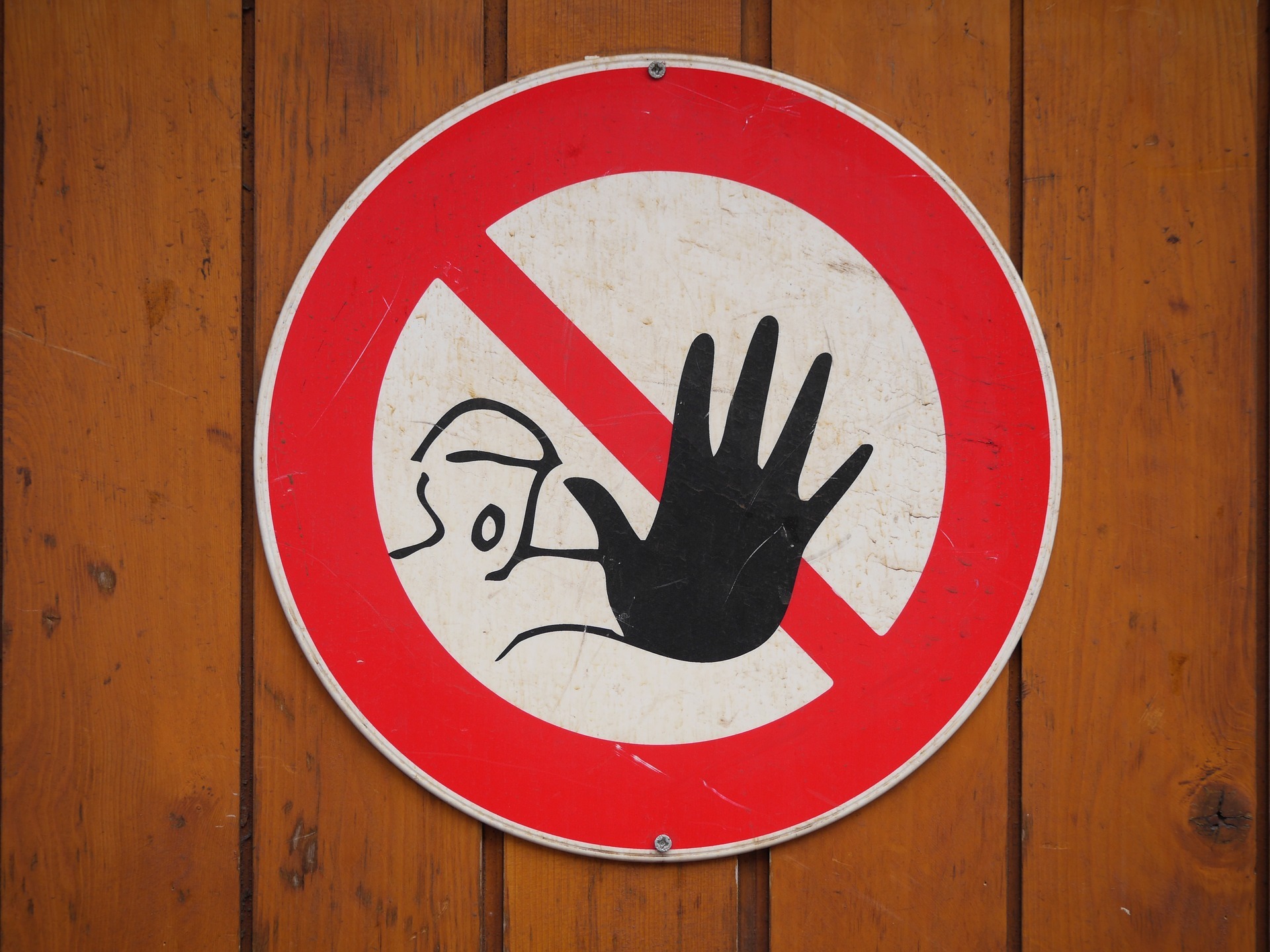 No entry safety symbol.