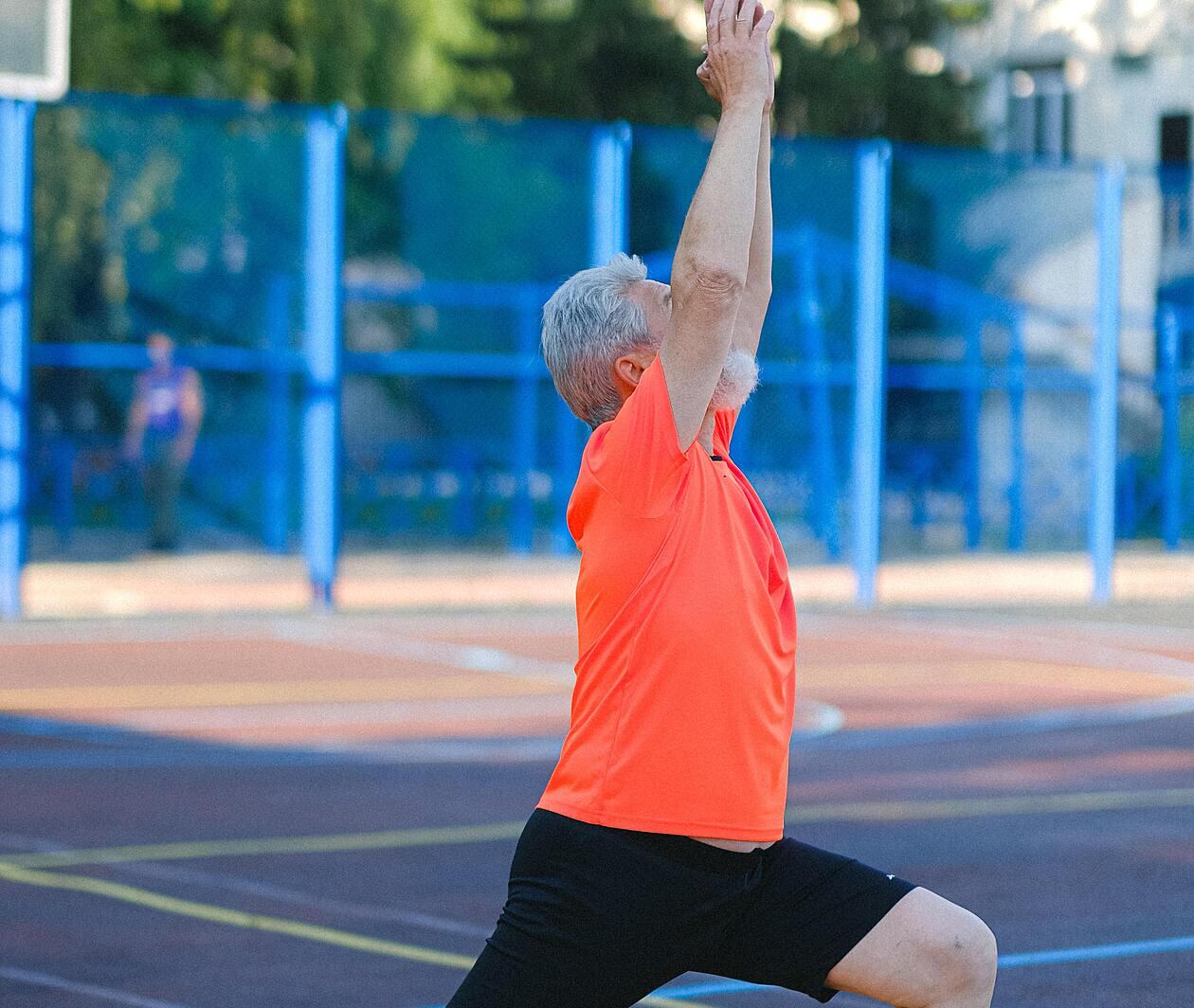 Physical Considerations for Training Older Seniors - IDEA Health