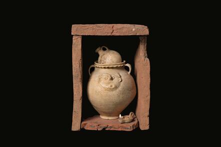 Dead Interesting: Uncovering Roman Britain in Old Museum Collections - cover image