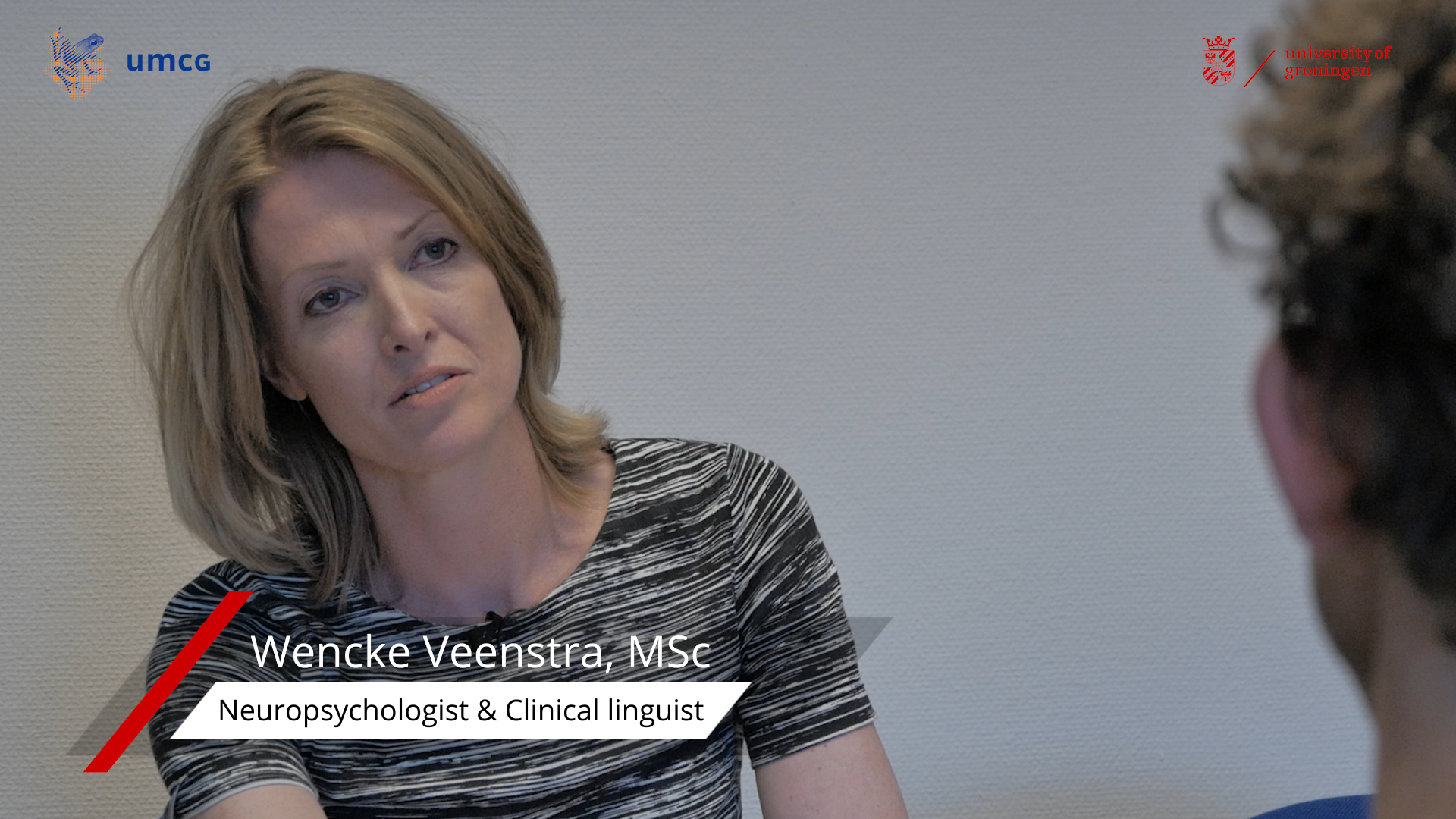 Wencke Veenstra, neuropsychologist who is assessing the patient preoperatively