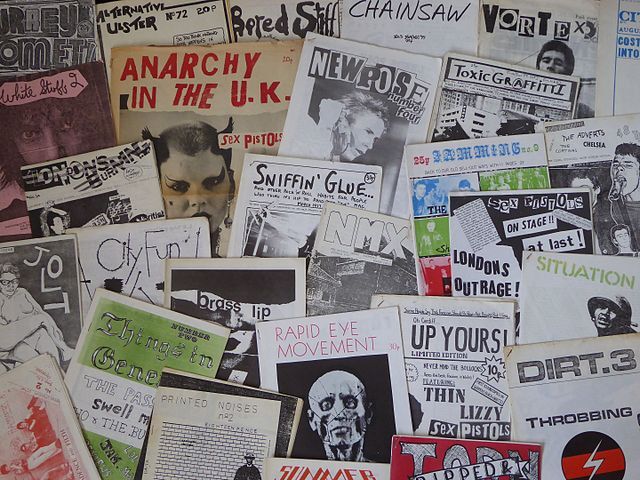 Photo of a selection of fanzines from the 1970s