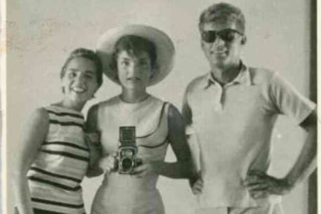 Old black and white photograph of the famous US Kennedy family
