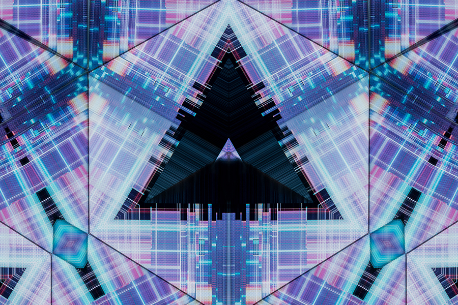 Kaleidoscopic glitch- Sci-fi pyramid