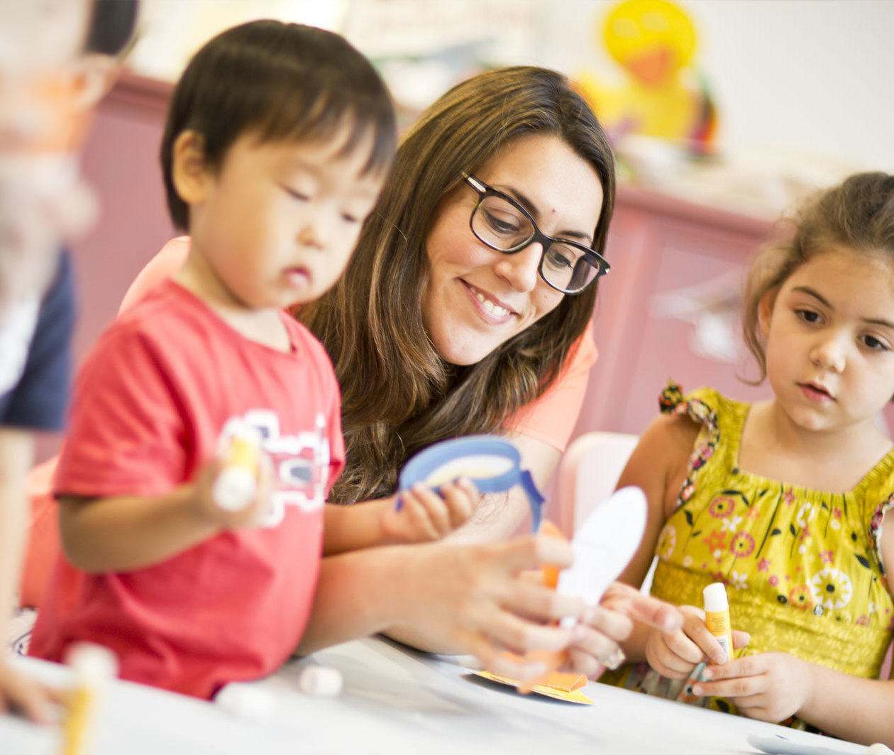 English in Early Childhood: Language Learning and Development