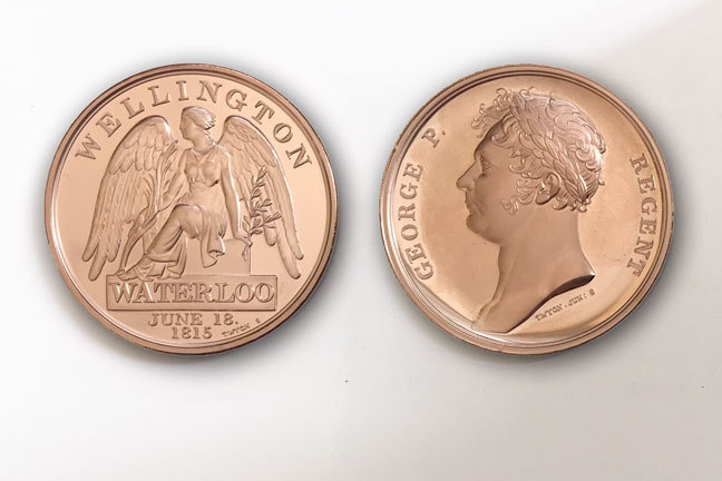 Obverse and reverse of reproduction bronze Waterloo medal