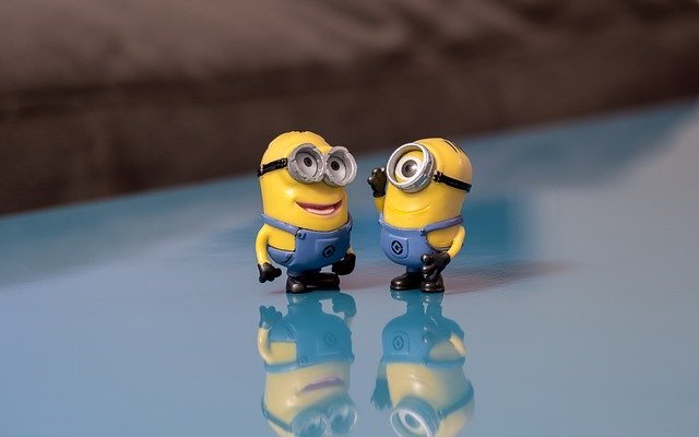 Two minions have a chat