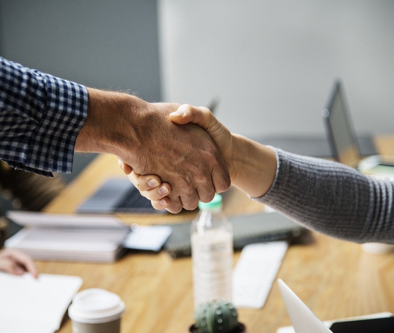 how to be a good negotiator in business