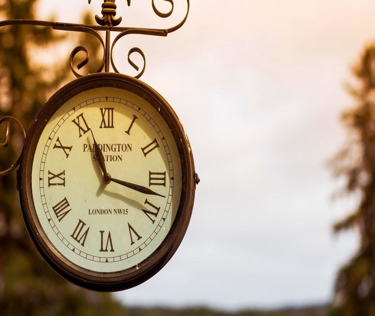 An old-fashioned clock.