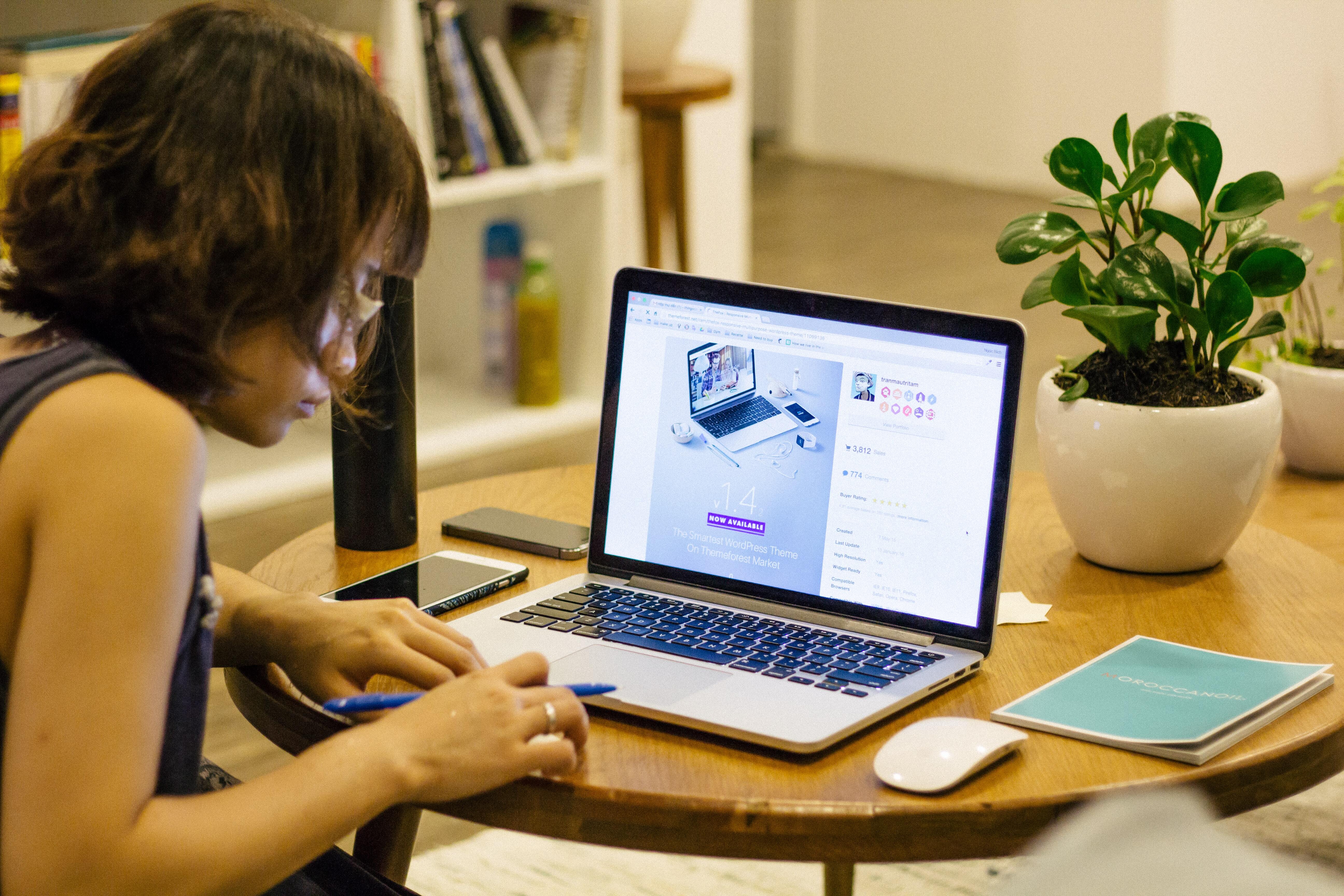 Women studying online