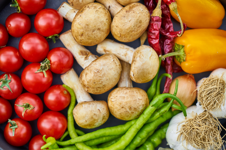 tomatoes and mushrooms